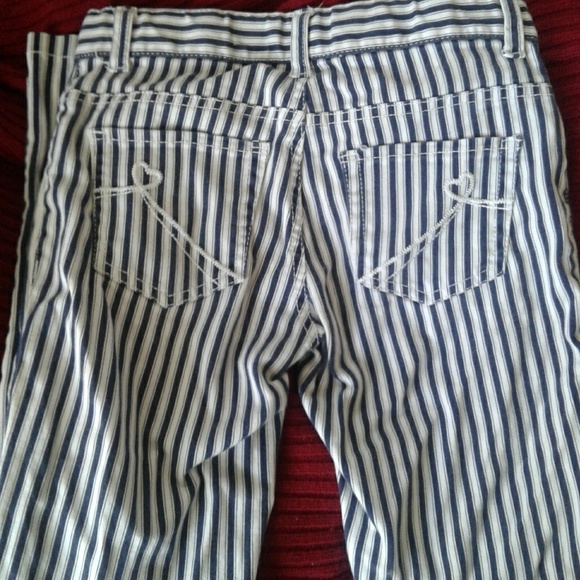 Girls Children's Place striped jeans - Picture 2 of 4